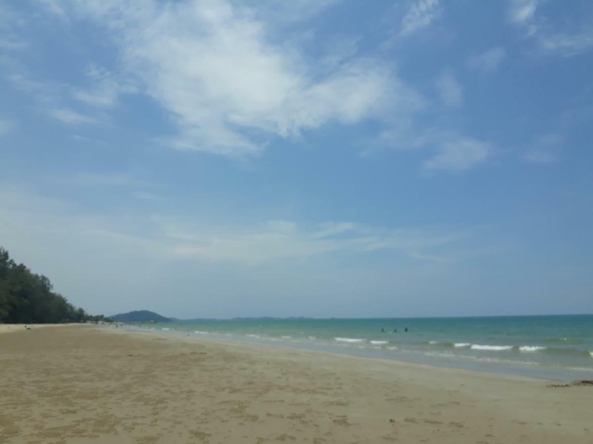 Mae Rampung Beach House คาราโอเกะและสระเด็ก Rayong Eksteriør billede